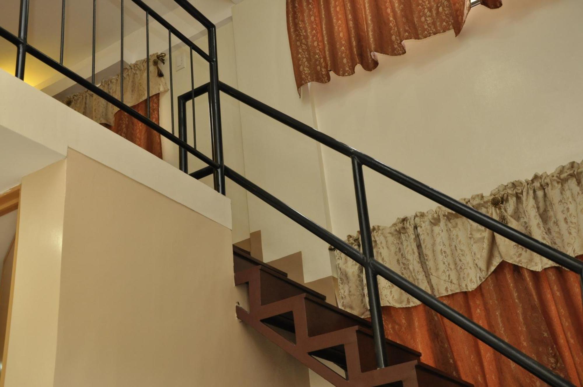 Pal-Watson Apartments Мактан Номер фото